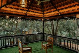 nidhivann wellness retreat resort pench