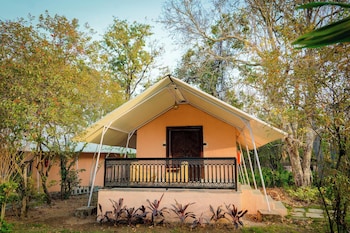 nidhivann wellness retreat resort pench