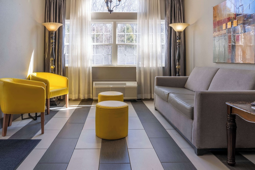 microtel inn and suites by wyndham pigeon forge