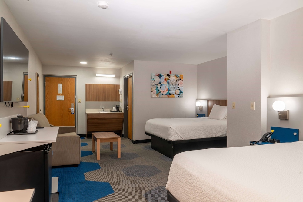microtel inn and suites by wyndham pigeon forge