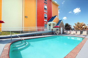 Microtel Inn & Suites By Wyndham Pigeon Forge,Sevierville>>Gatlinburg - Pigeon Forge,3 star
