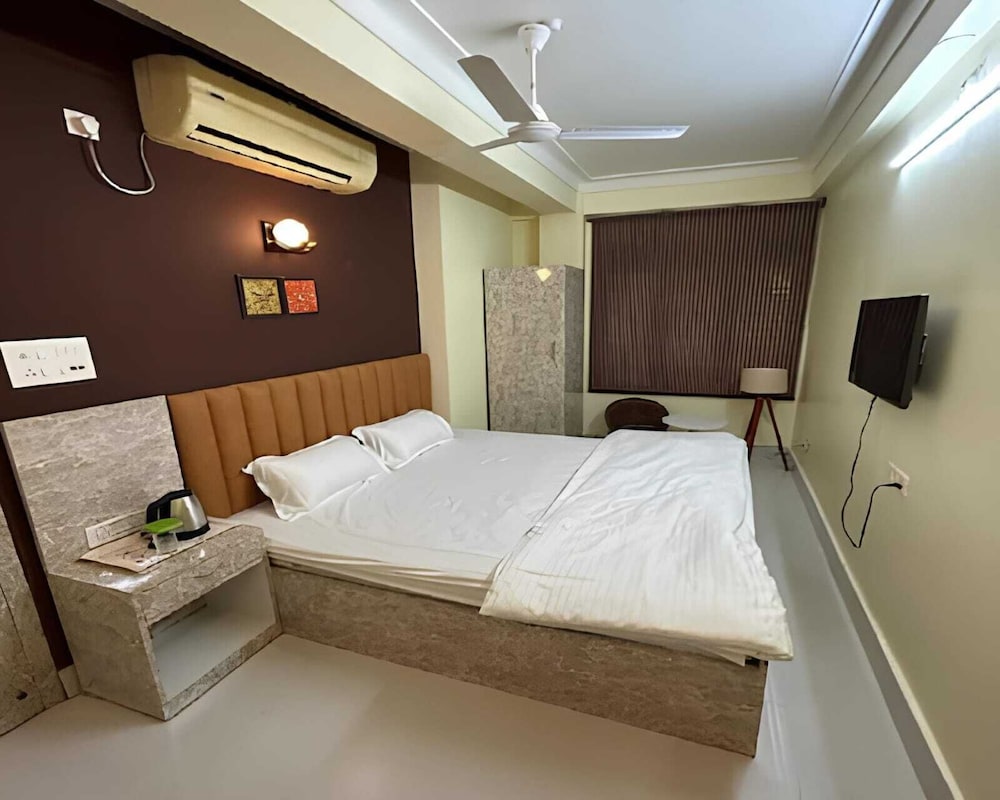 hotel guwahati inn