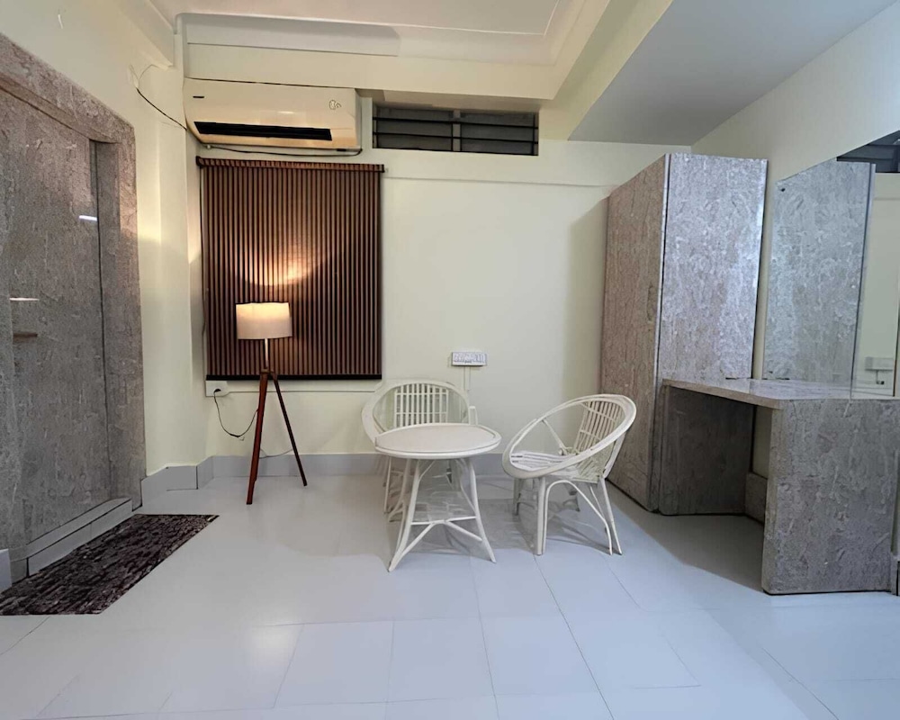 hotel guwahati inn