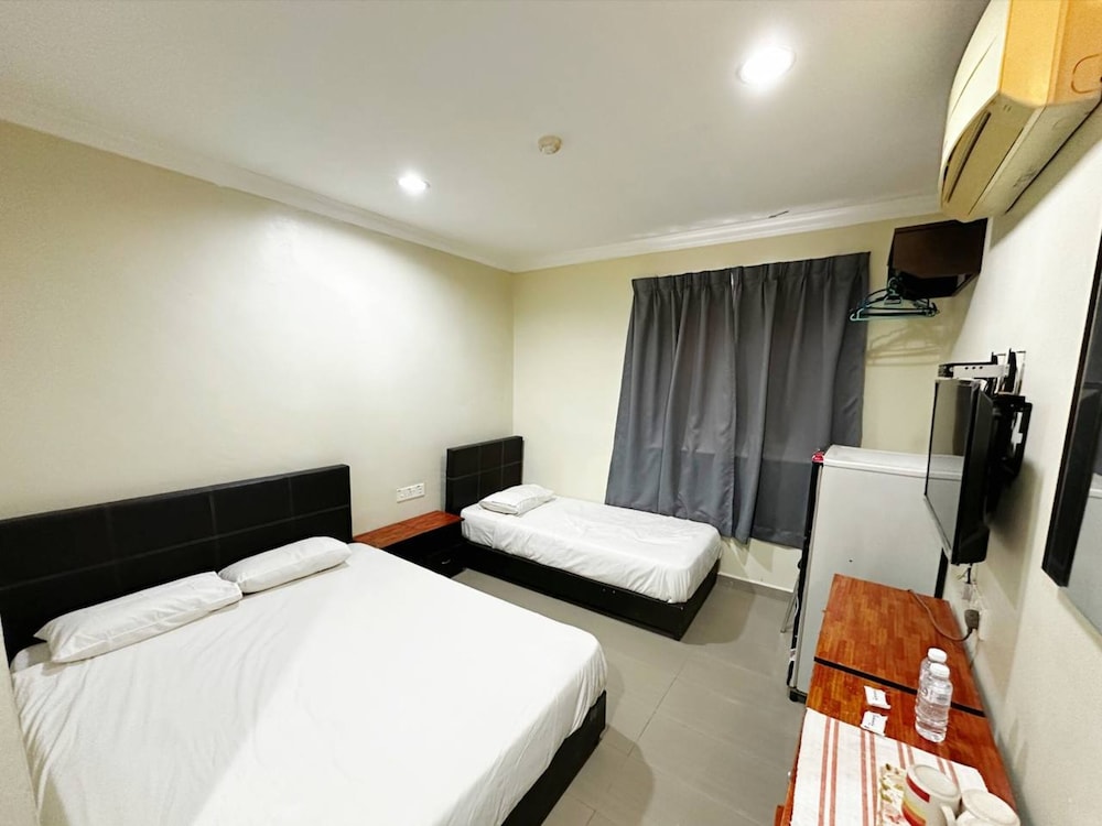 hotel o tasik utama