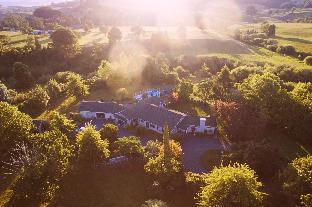 Somersal Bed & Breakfast,Hamilton>>Cambridge,4 star