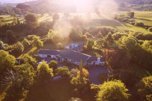 Somersal Bed & Breakfast,Hamilton>>Cambridge,4 star