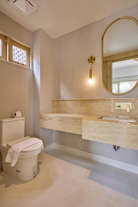 pe la thapae boutique hotel