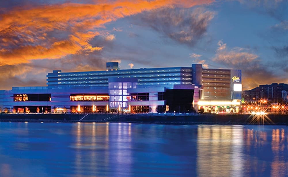 hampton inn and suites pittsburgh downtown
