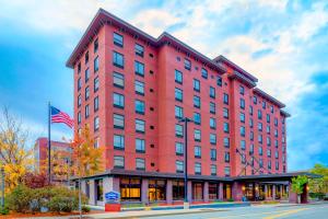 hampton inn and suites pittsburgh downtown