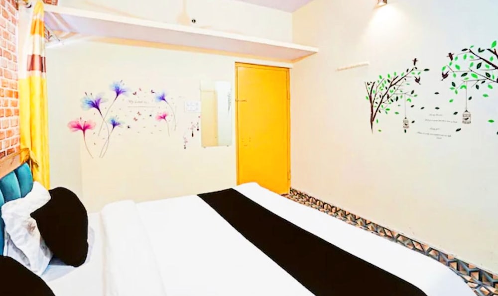 hotel kashi family stay varanasi