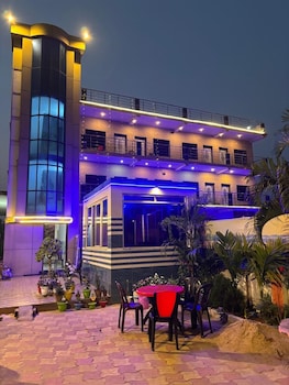 fortune club and suites