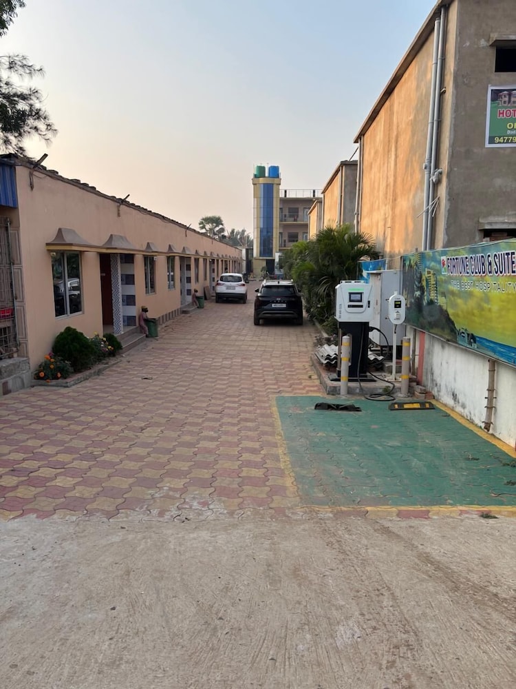 fortune club and suites