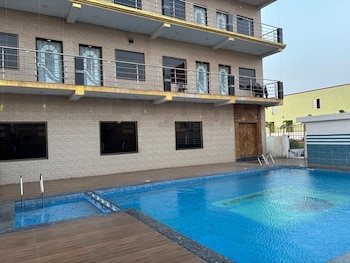 fortune club and suites