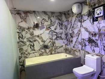 fortune club and suites