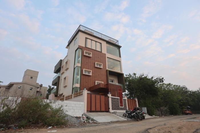 mm beach house