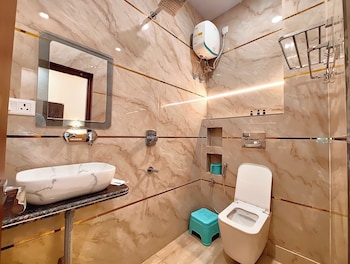 hotel vrindavan palace ayodhya