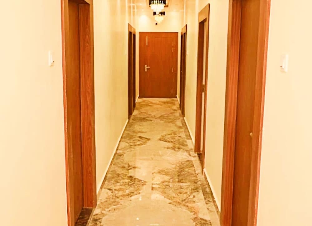 hotel vrindavan palace ayodhya