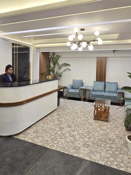 Royal Regent Suites Dhaka,,3 star