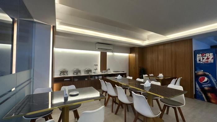 royal regent suites dhaka