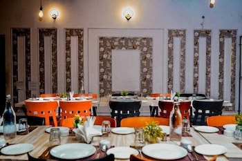 the jungle woods resort