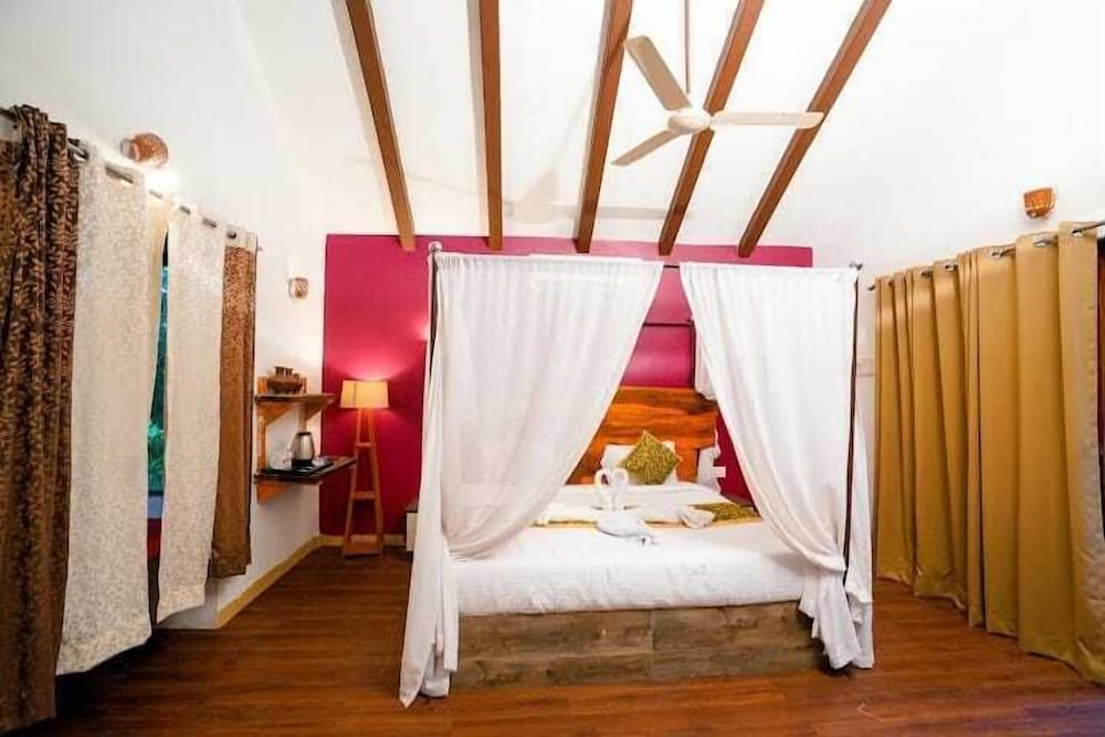 the jungle woods resort