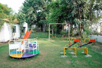 the jungle woods resort