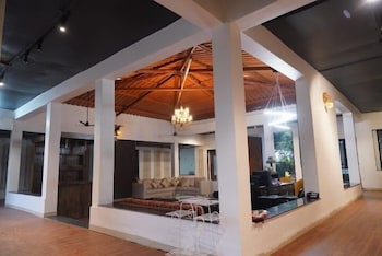 the jungle woods resort