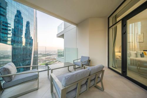 chic 1br at the canal business bay