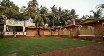 the bamboo shores resort