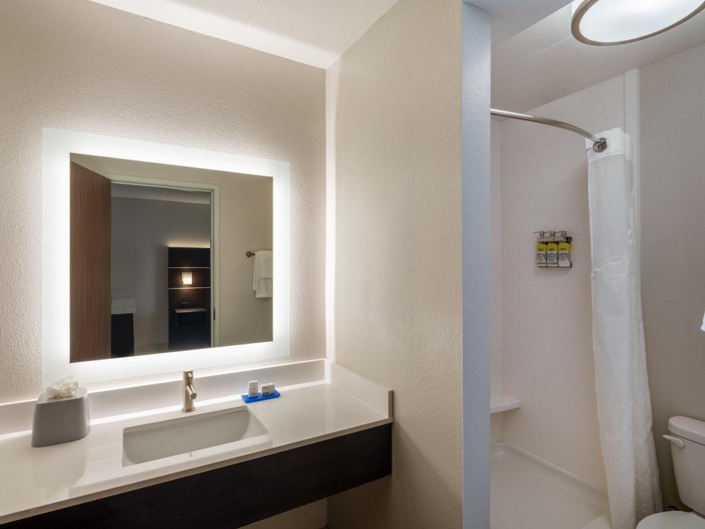 holiday inn express minneapolis west plymouth by ihg