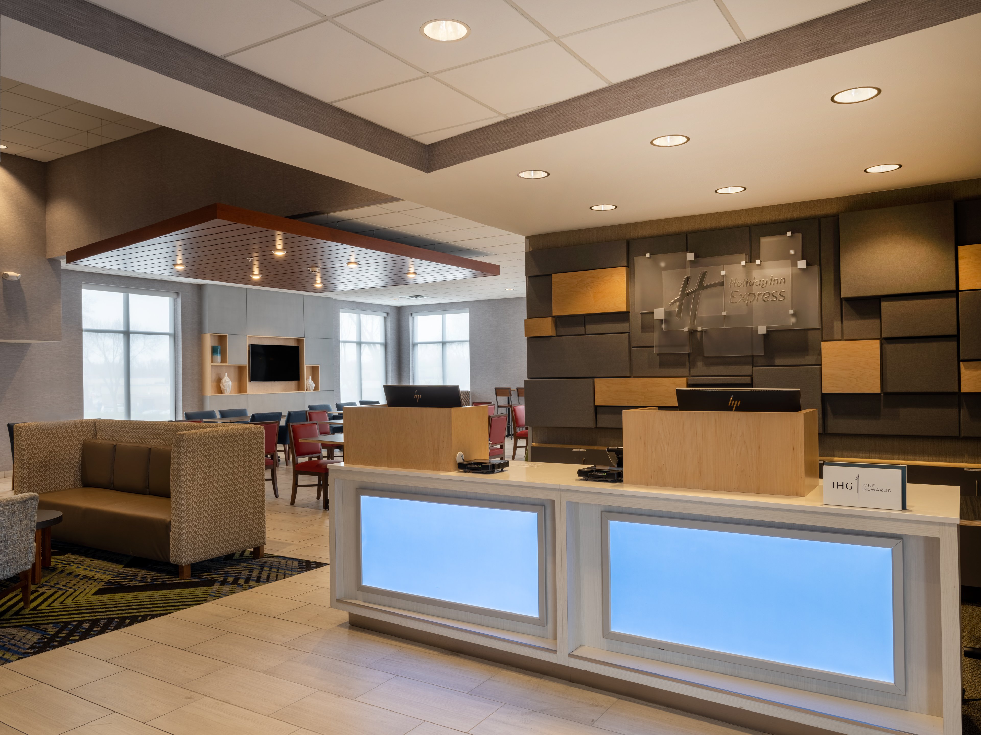 holiday inn express minneapolis west plymouth by ihg