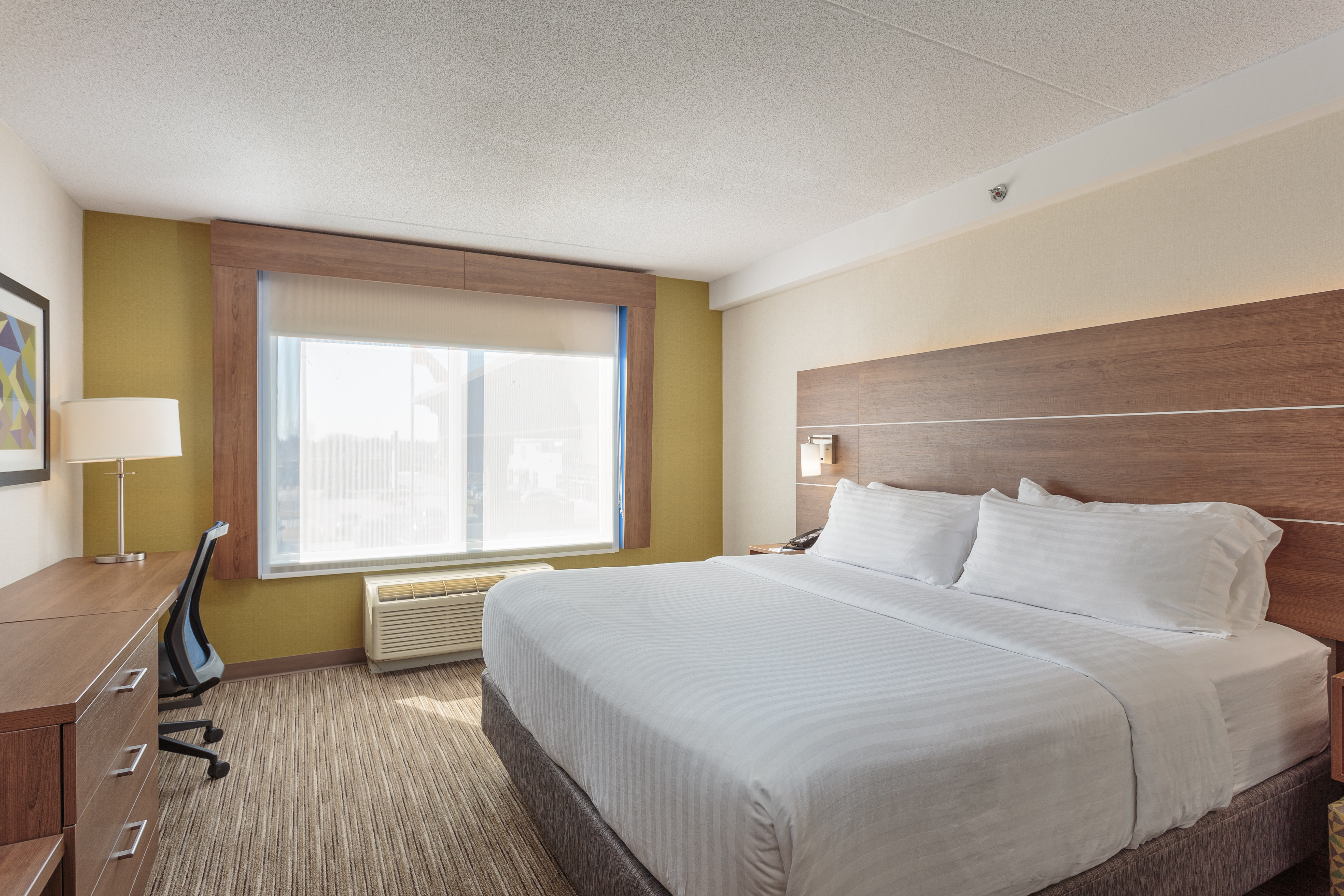 holiday inn express and suites belleville by ihg