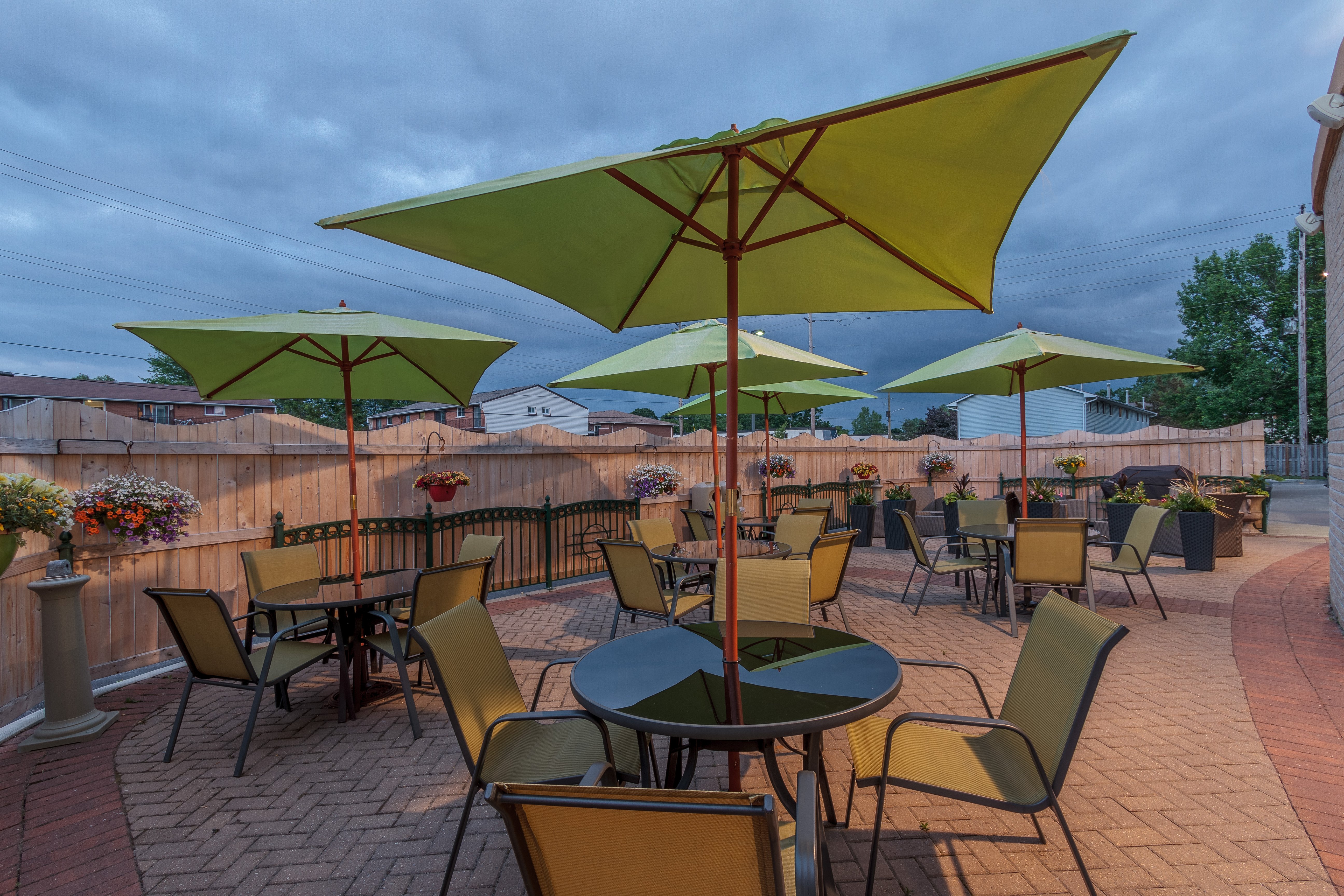 holiday inn express and suites belleville by ihg