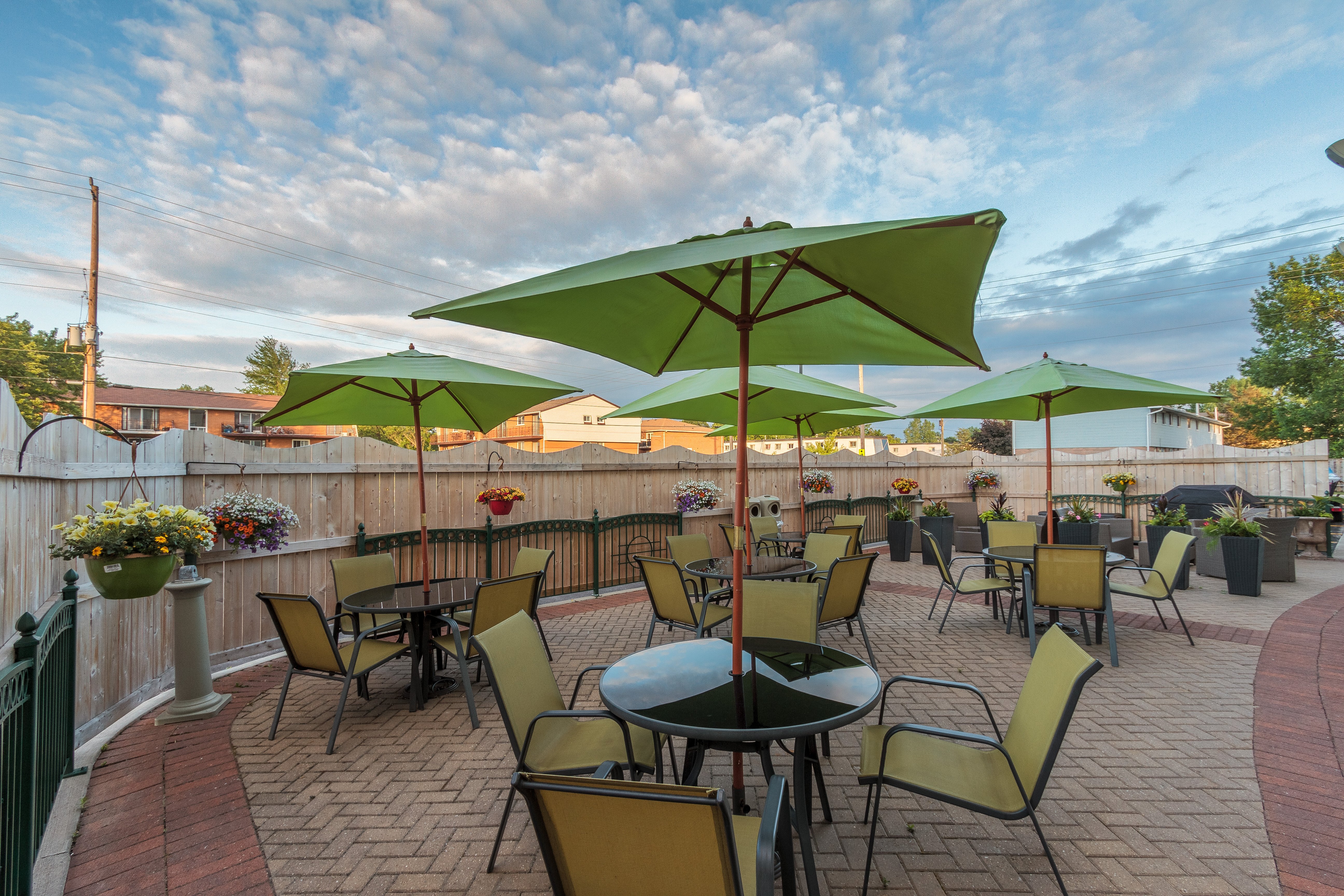 holiday inn express and suites belleville by ihg