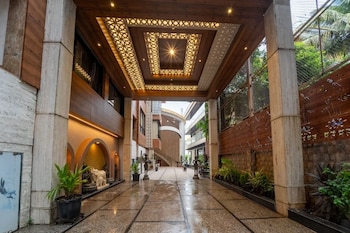 grandeur sanchi resort