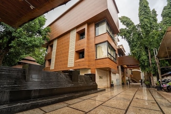 grandeur sanchi resort