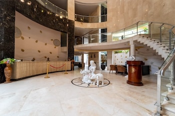 grandeur sanchi resort