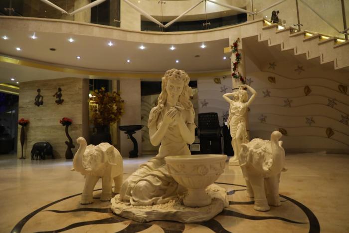 grandeur sanchi resort