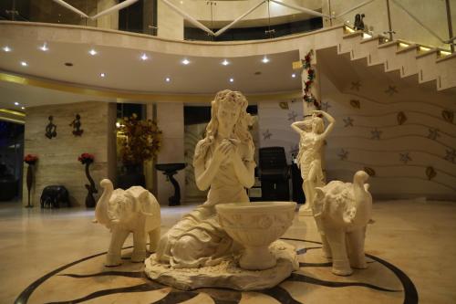 grandeur sanchi resort