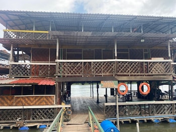 hotel o bakau hijau riverlodge and campsite