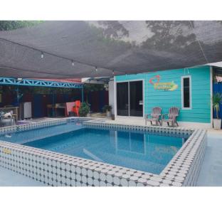 capital o 91153 chalet dusun duriyan