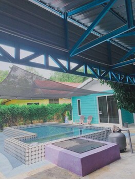 Capital O 91153 Chalet Dusun Duriyan,,2 star