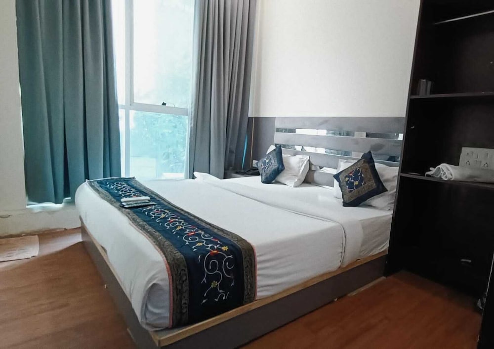 hotel free dom nesco exhibition