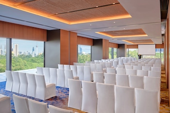 hyatt regency kuala lumpur at kl midtown