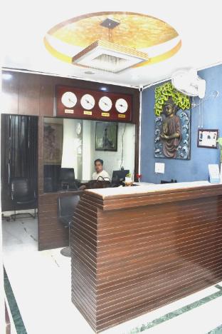 tipsyy inn suites 006