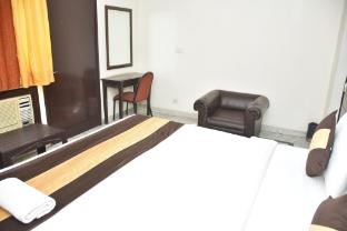 tipsyy inn suites 006