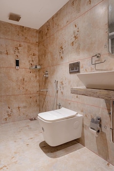 galaxy royal suites