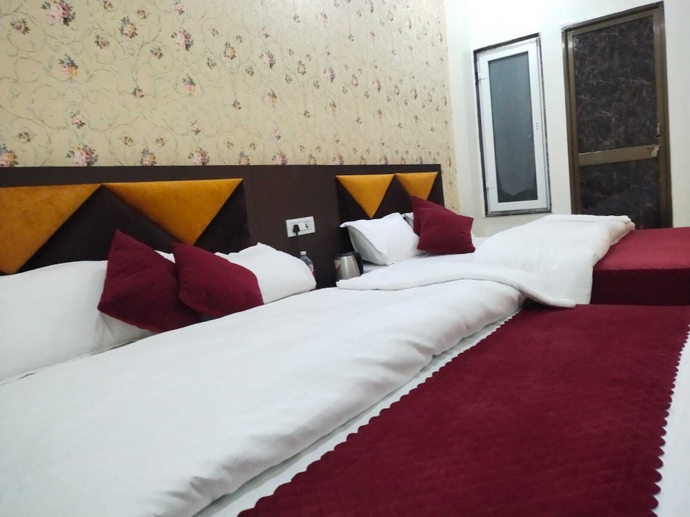 hotel ramayanam palace