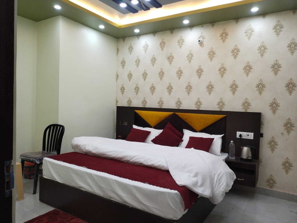 hotel ramayanam palace