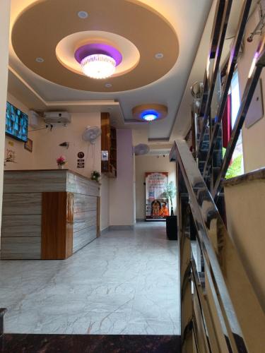 Hotel Ramayanam Palace,,3 star